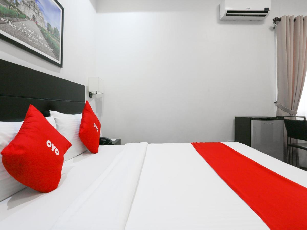 Capital O 642 The Junction Tagaytay Otel Tagaytay City Dış mekan fotoğraf